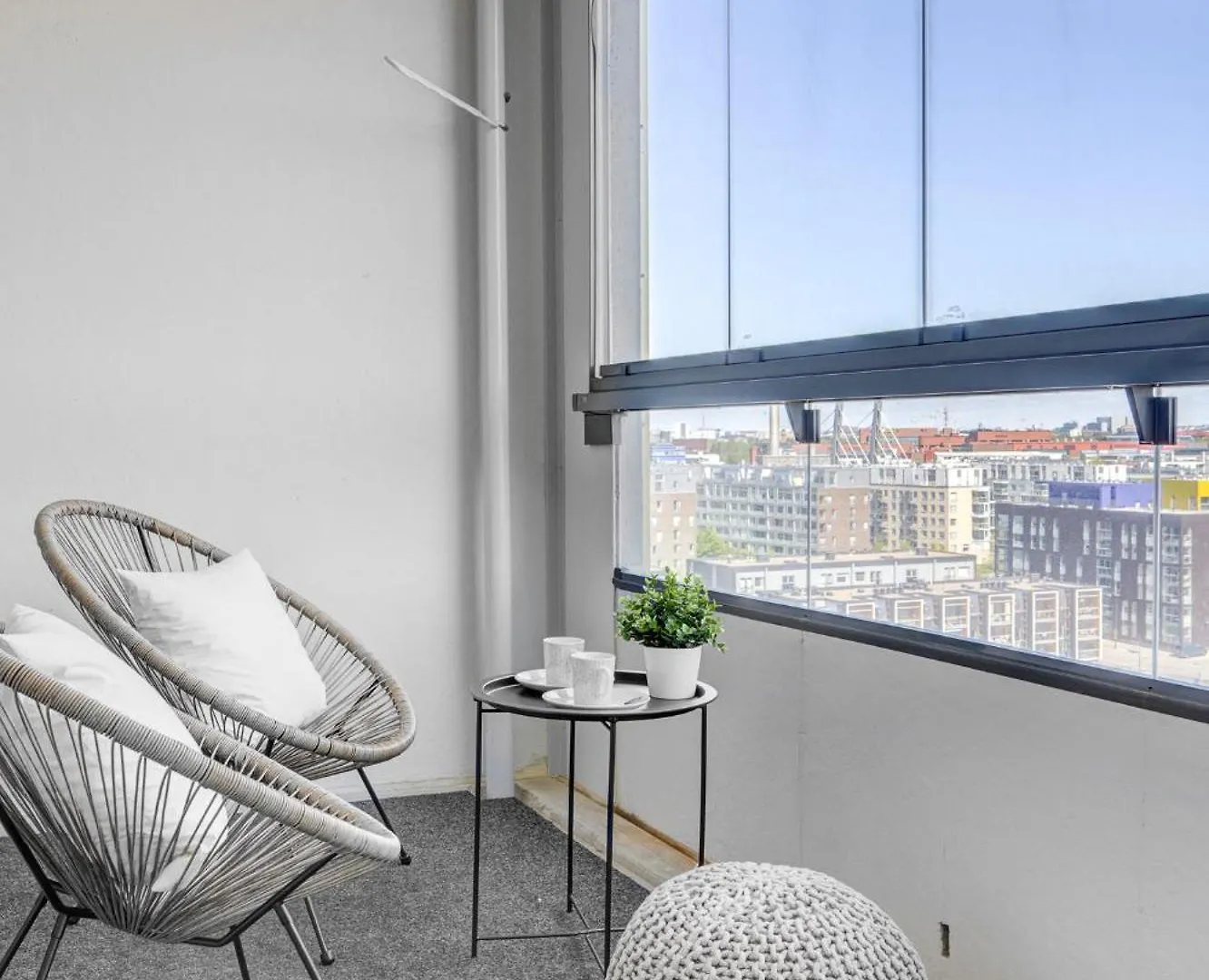 Modern And Stylish 1Br With Balcony And City View ヘルシンキ 0*,  フィンランド